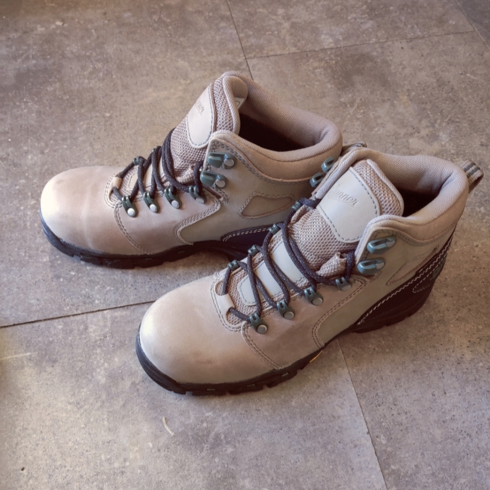 Danner Women's Vicious 4" Composite Toe Work Boots NWOT